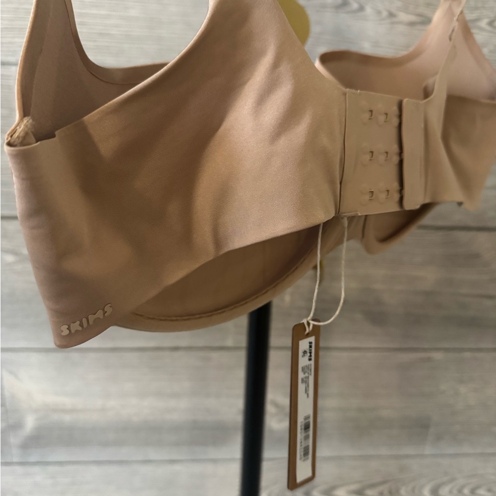 NWT ๐ SKIMS Ultimate Push-Up Balconette Bra (Clay) - Picture 3 of 7